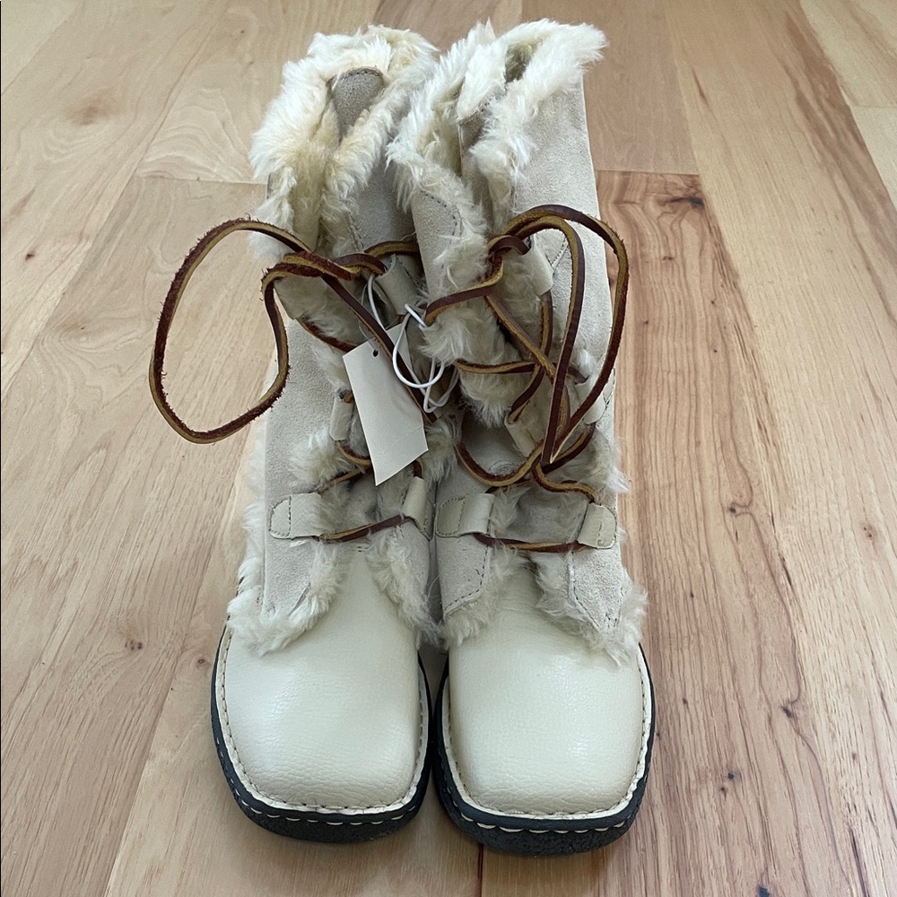 Vintage Cherokee Brynn Y2K Leather Faux Fur Cream Lace Up Winter Boots NWT - 8.5